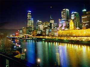 Vista Noturna do Centro de Melbourne