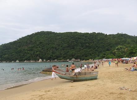 Praia de Laranjeiras Balneario Camboriu